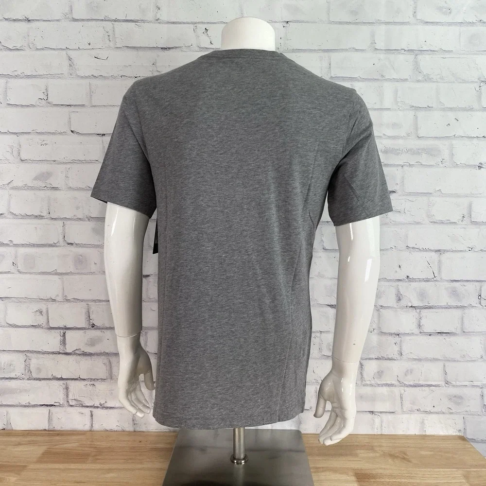Travis Matthew Shirt Men's Medium Short Sleeve Party On T-Shirt Golf NWT - Picture 6 of 13